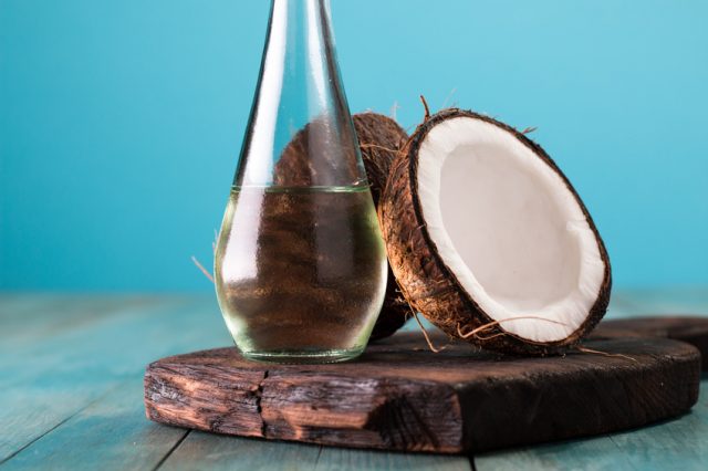 MCTÖl aus Kokosöl Wertvolles Extrakt reiner mittelkettiger Fettsäuren